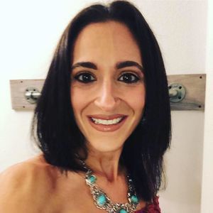 Meet your Posher, Jenn
